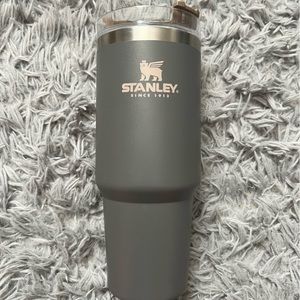 Grey 30oz Stanley